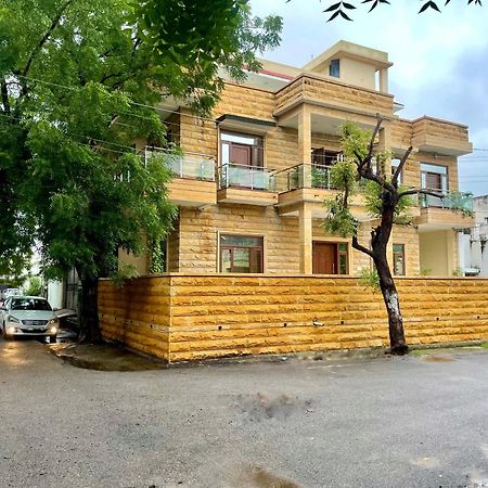 Karni Nivvas - Luxury Redefined Villa Udaipur Ngoại thất bức ảnh