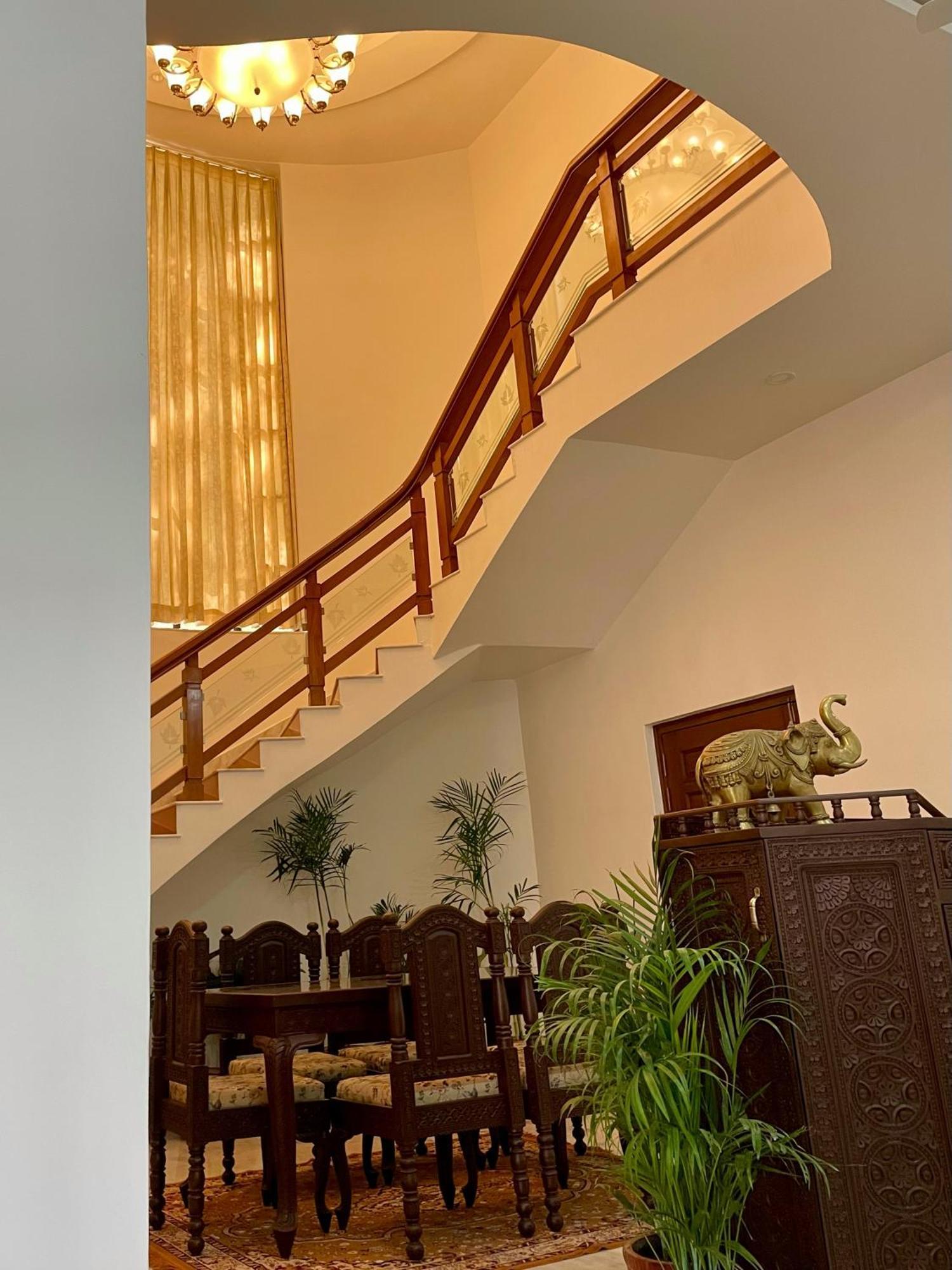 Karni Nivvas - Luxury Redefined Villa Udaipur Ngoại thất bức ảnh