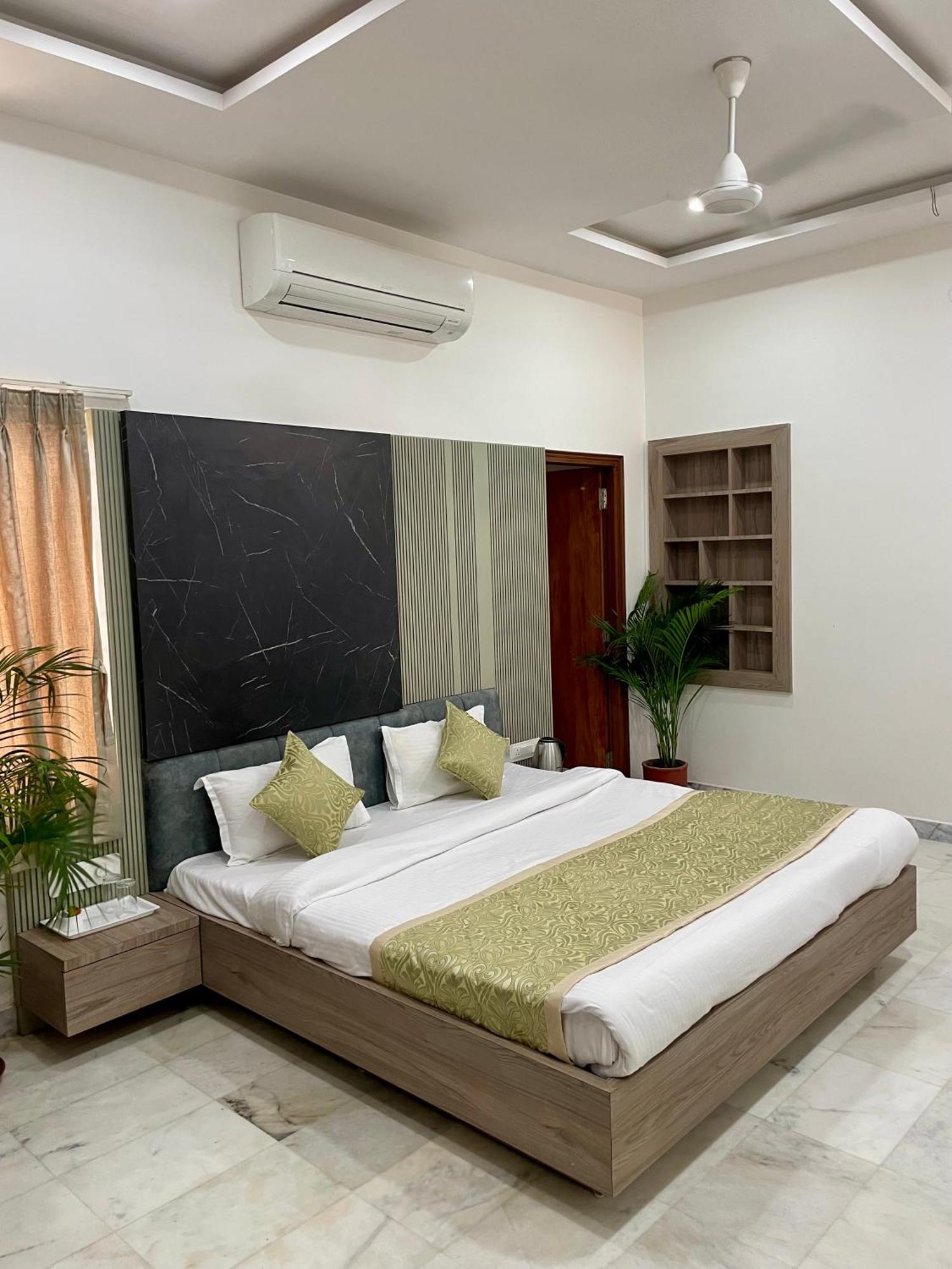 Karni Nivvas - Luxury Redefined Villa Udaipur Ngoại thất bức ảnh